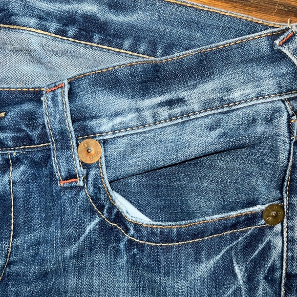 Men’s TRUE RELIGION Bobby Big T jeans (size 36x34) - Picture 4 of 6